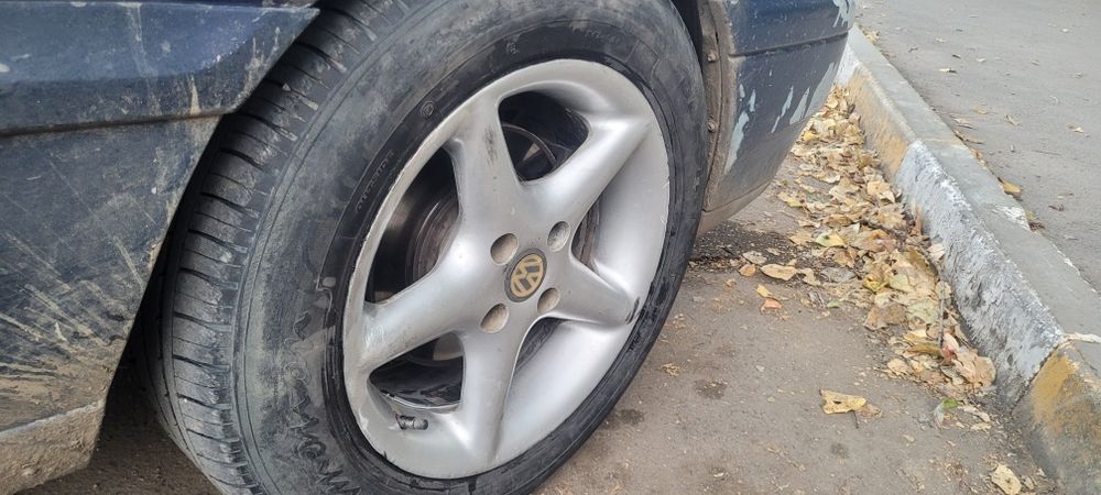 Продам Диски с резиной. R15.