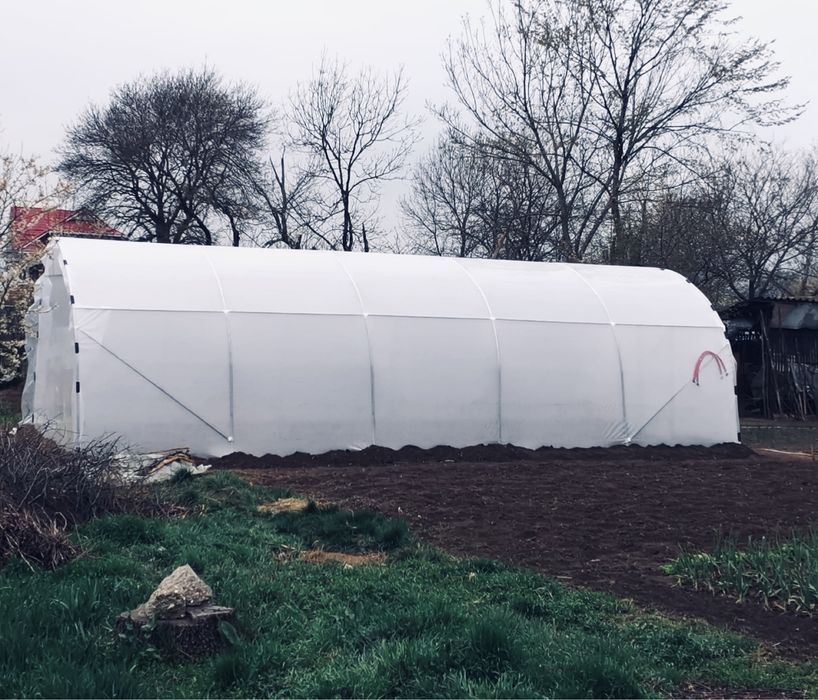 Solar/Sera gradina din teava galvanizata si folie perita E8