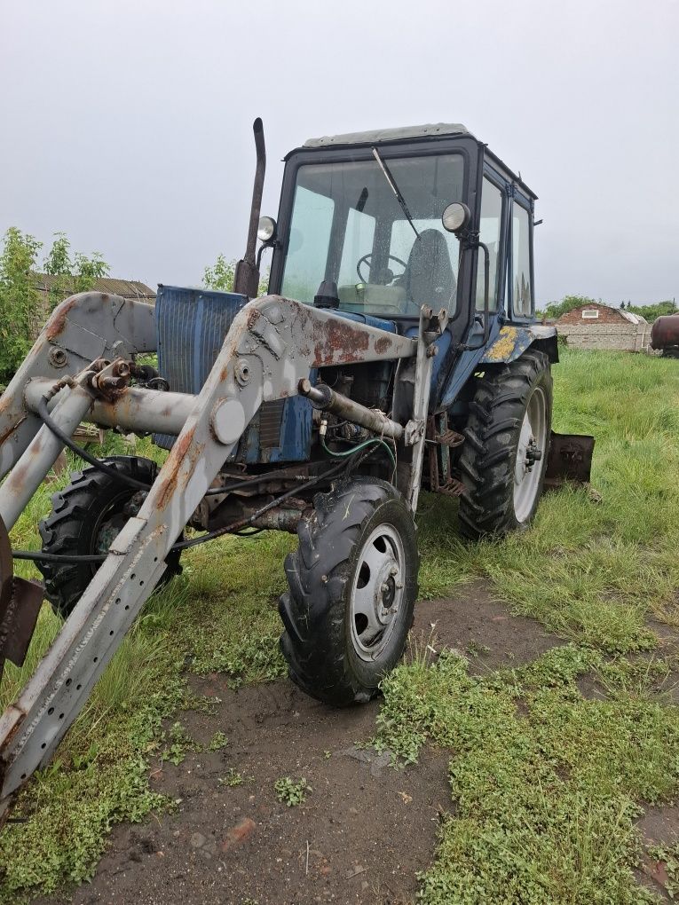 Продам мтз82 торг у капота.