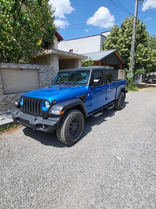 Jeep gladiator an 2020 willys 3.6 autoutilitara