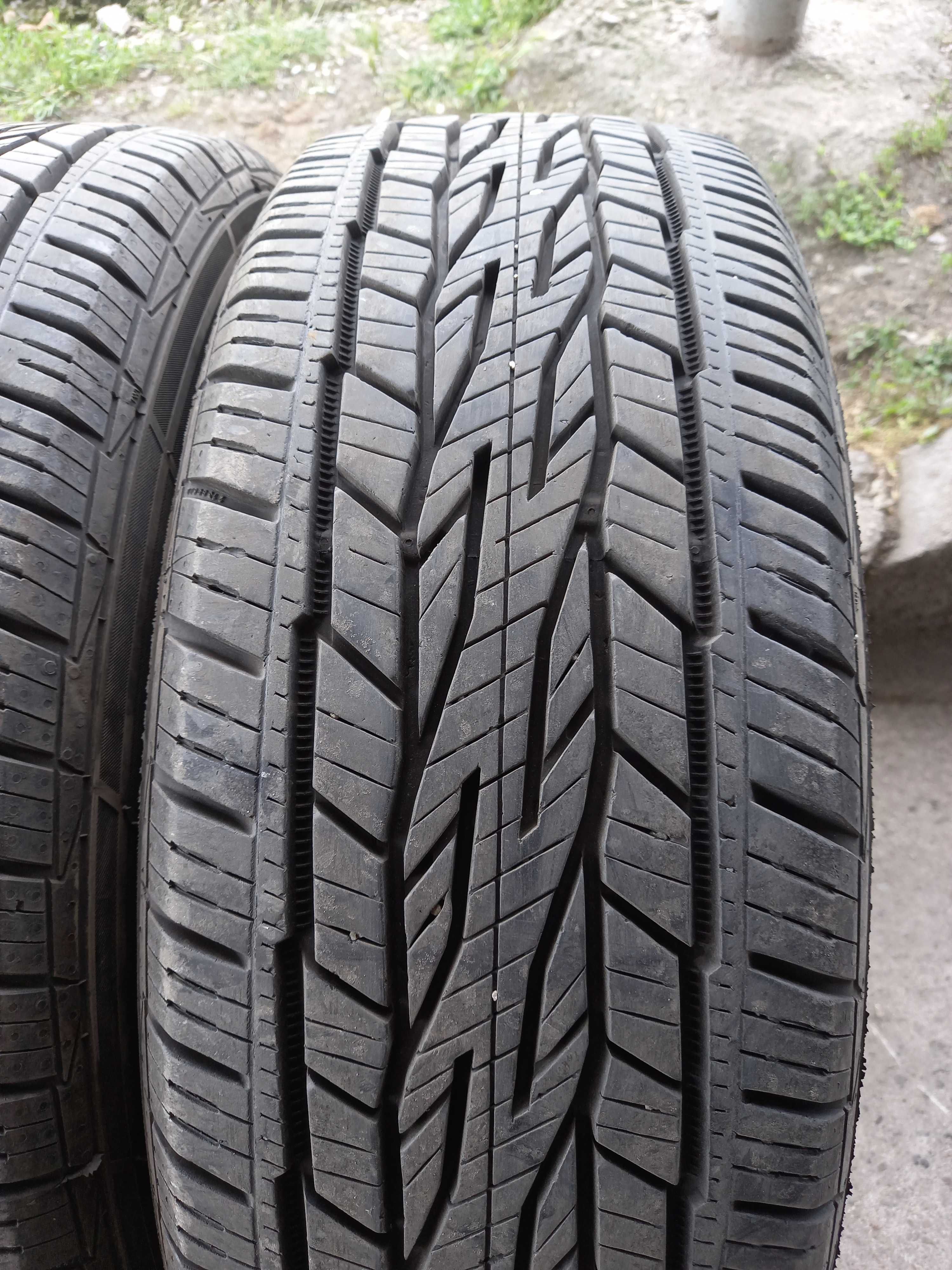 2 броя 215/60 R17 CONTINENTAL