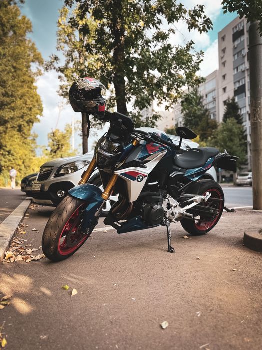 BMW F900R 2025 A2