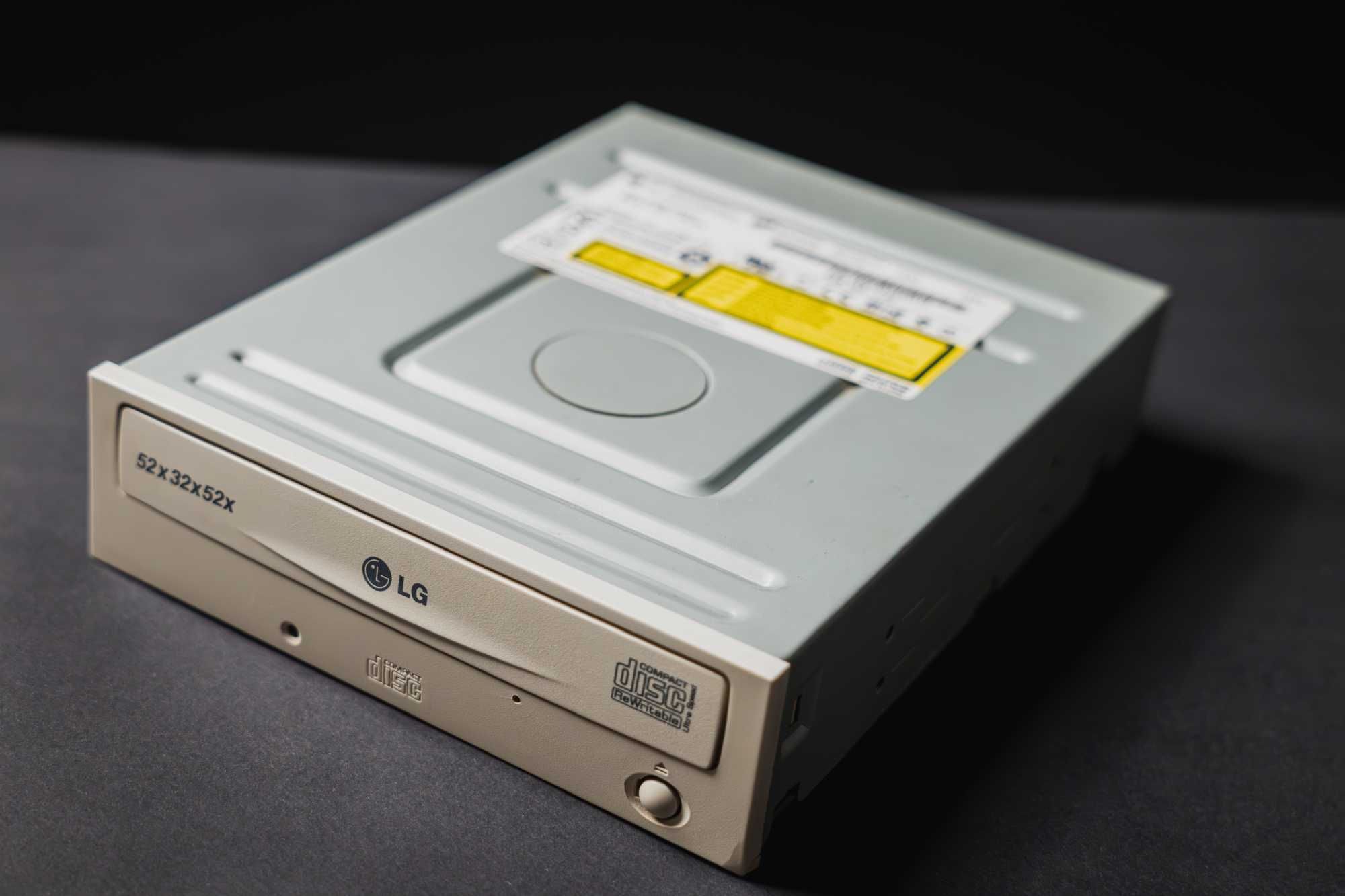 LG CD-R/RW Drive GCE-8526B