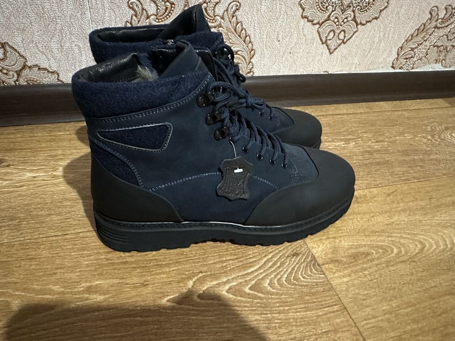 Продам мужскую обувь