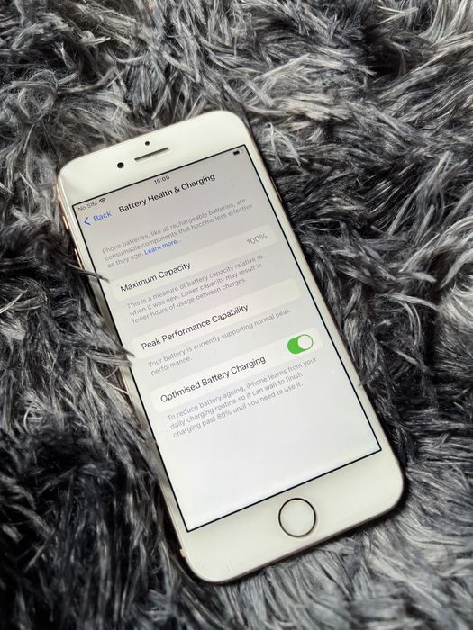 Iphone 8 gold 64gb neverlock