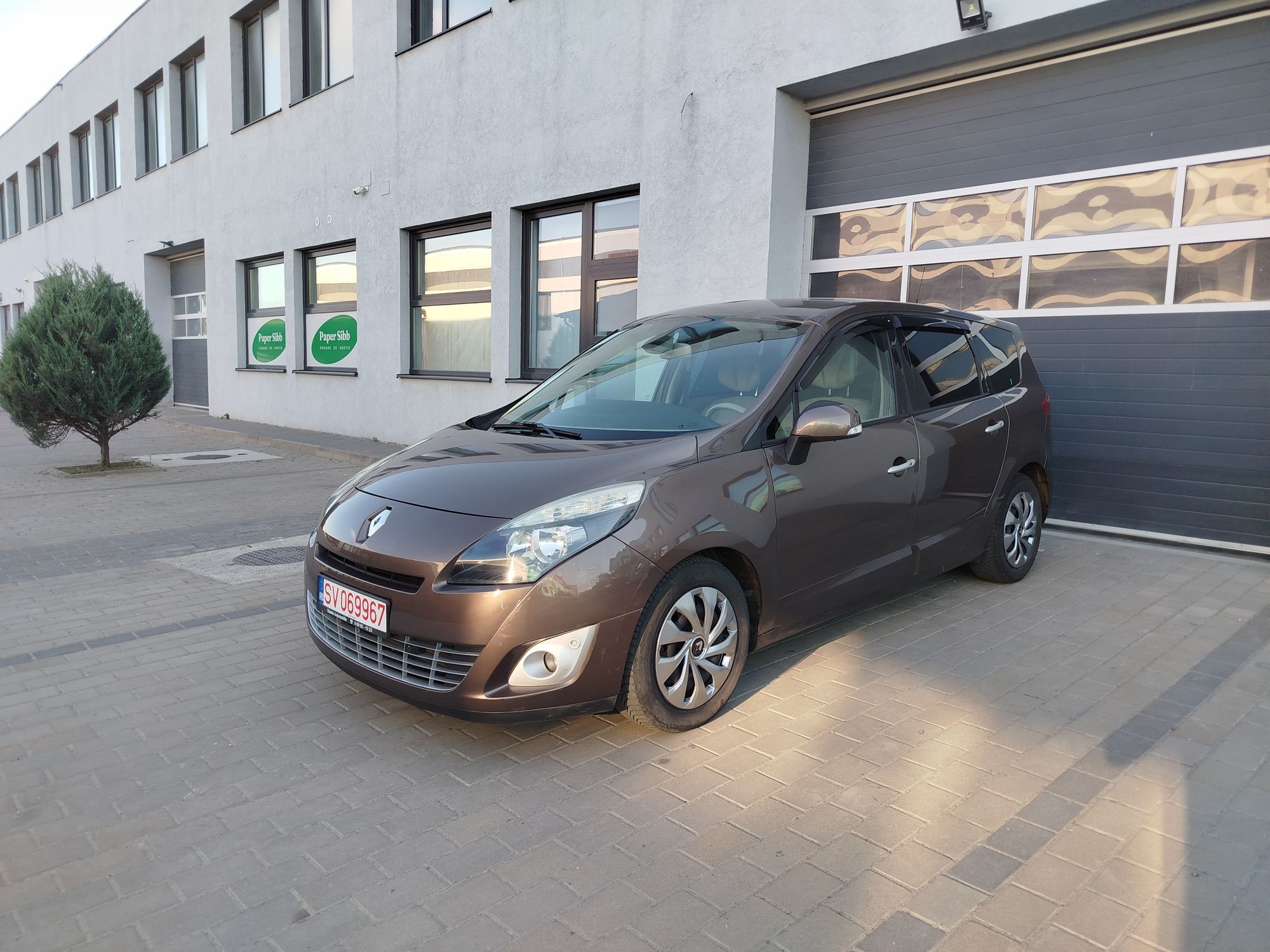 Renault Grand Scenic Luxe_Dynamic