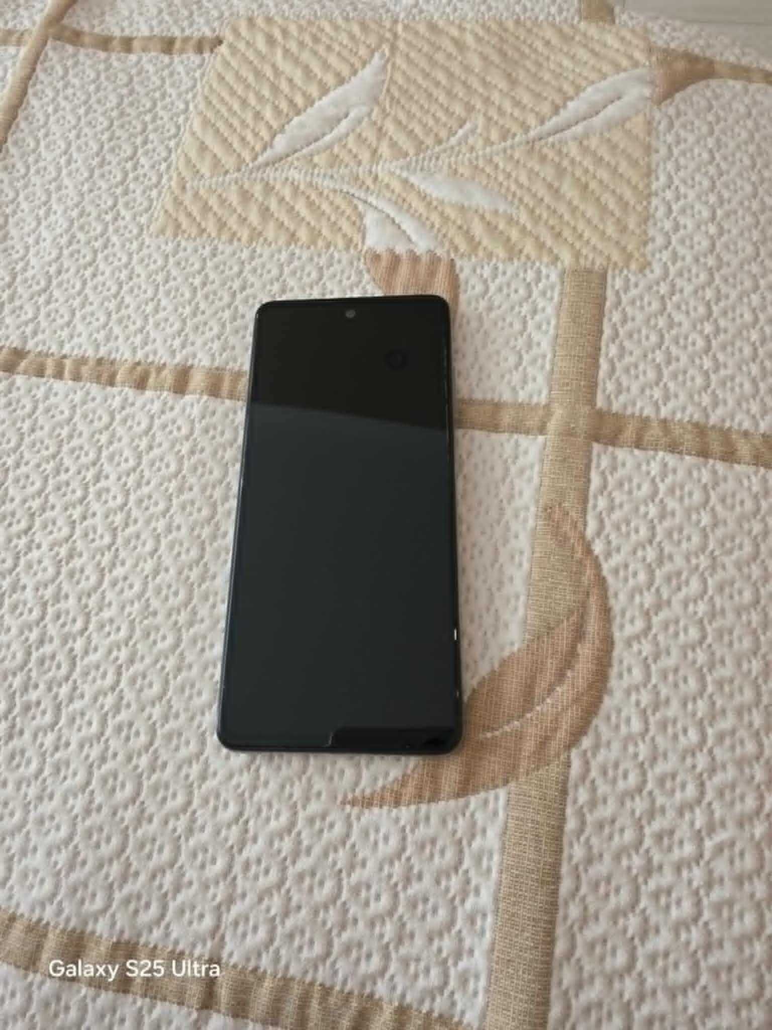 samsung galaxy A-52S като нов