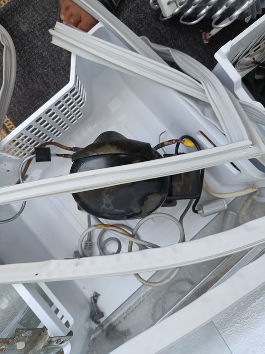 Piese și accesorii frigider Artic anul 2020