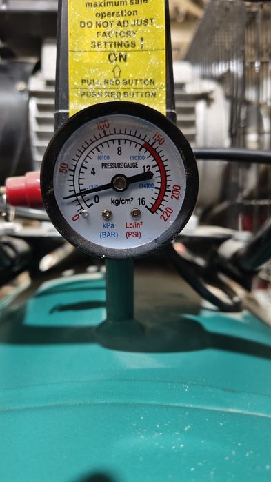 Компрессор сатылады, почти новый