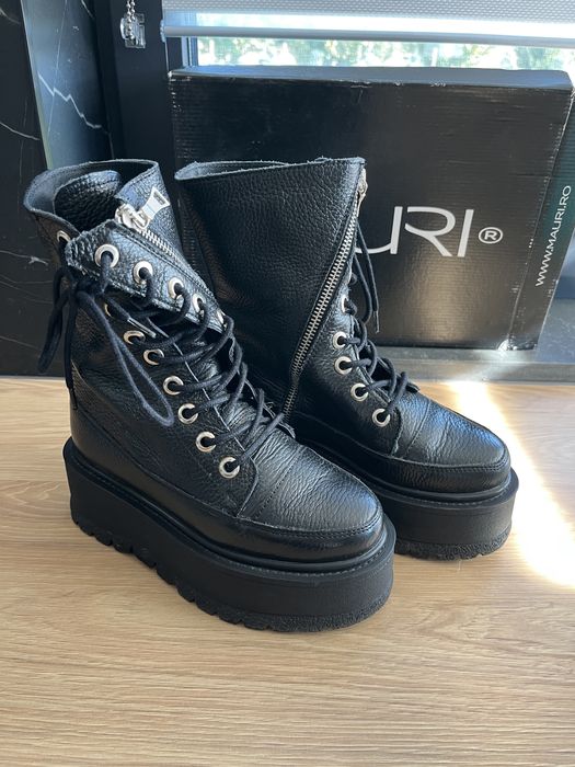 Ghete piele Mauri