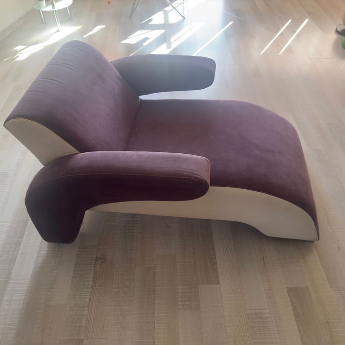 Кушетка за четене или игра  на Плейстейшън. Диван. Фотьол,