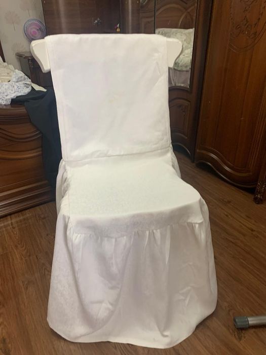 Продам чехлы на стулья