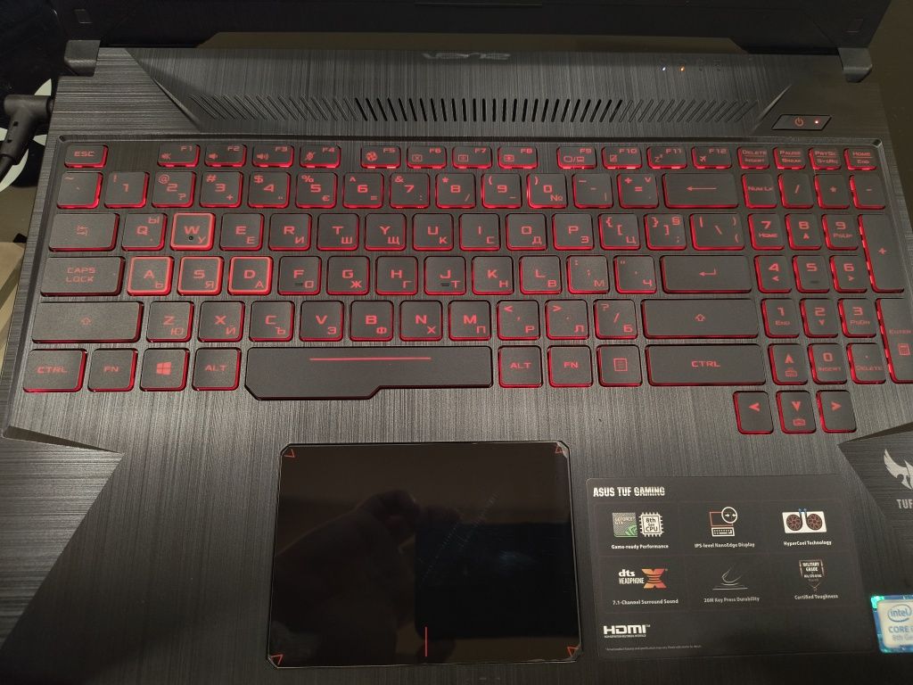 Геймърски лаптоп ASUS TUF Gaming FX505GE