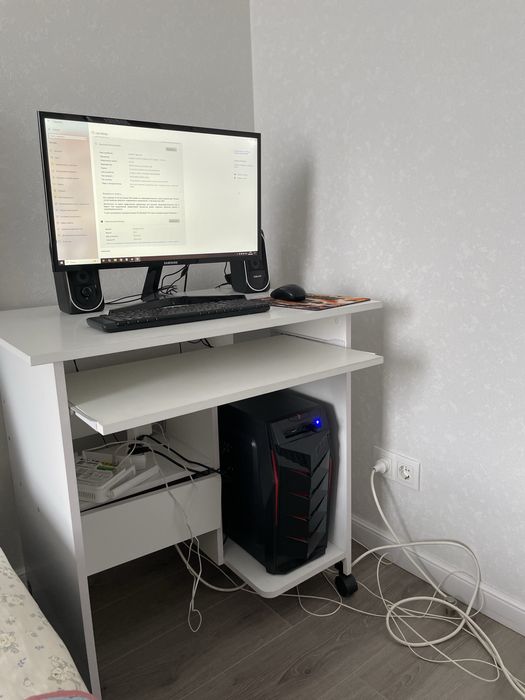 ПК + Монитор+ стол