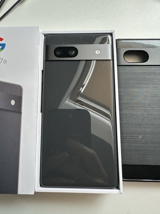 Vand Pixel 7a pentru piese