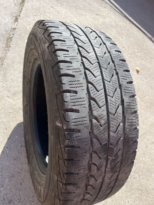 Гуми за бус 235/65/16 goodyear ultra grip
