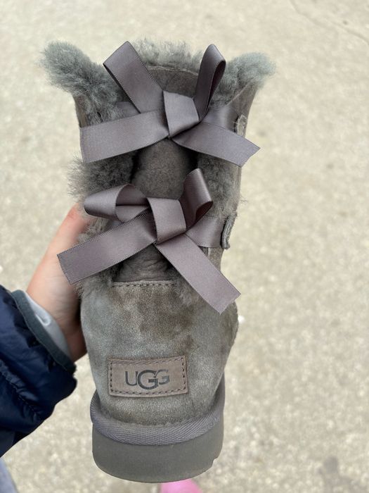 дамски UGG сиви боти