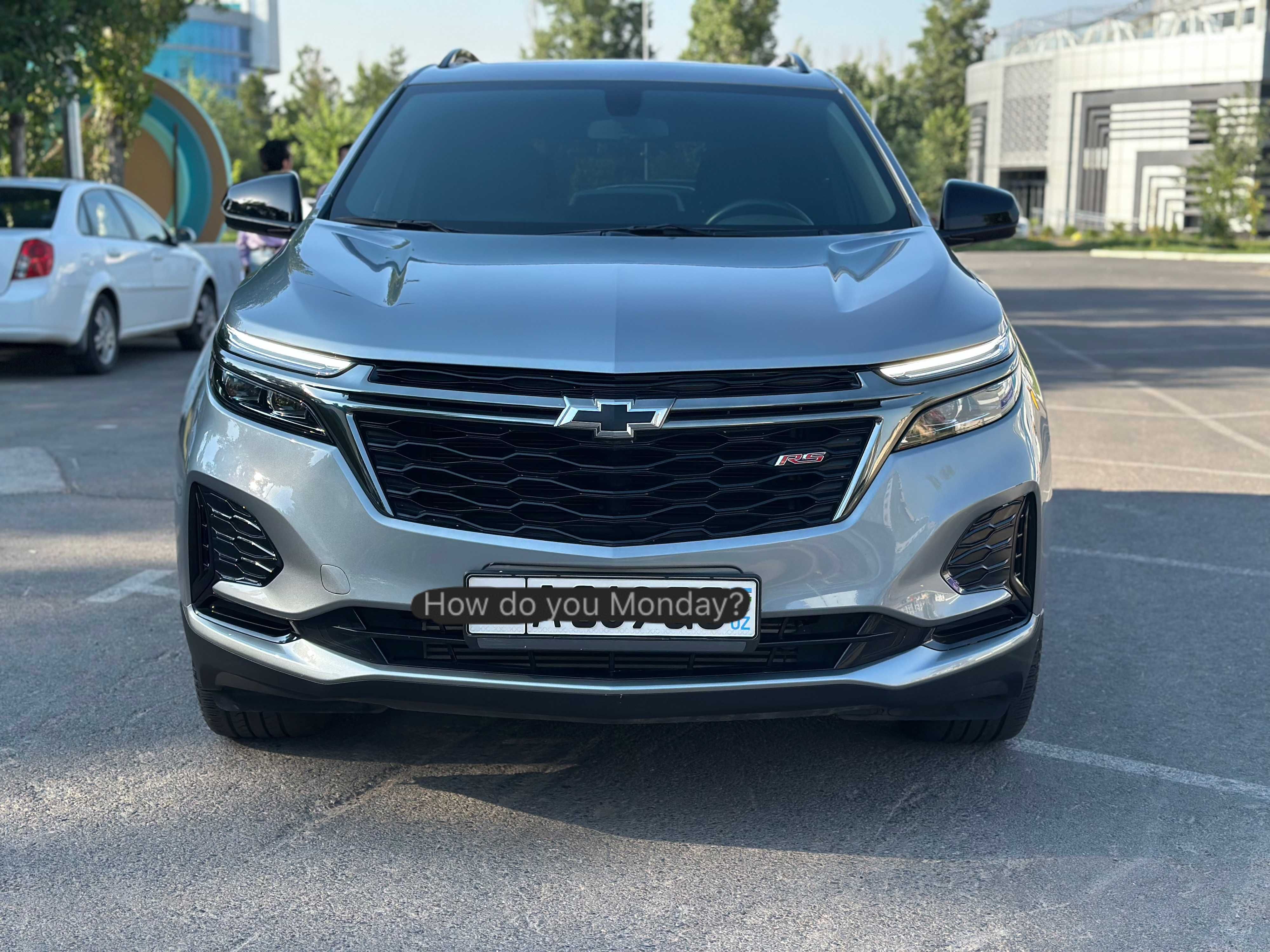 Продаю Chevrolet Equinox RS 2023 года (вторая позиция) 17,200km