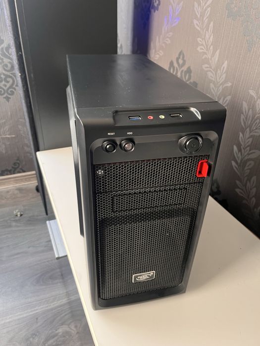 Продавам копмютър  I5 6600K 16 GB Ram DDR4