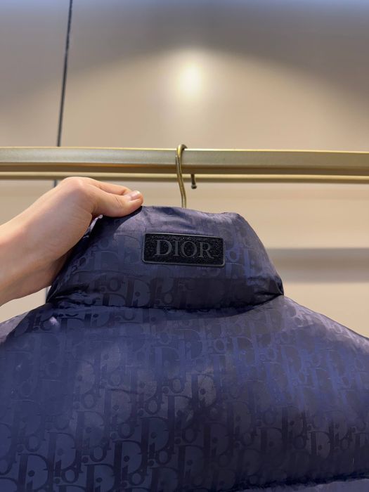 Dior безрукавка синего цвета в наличии!