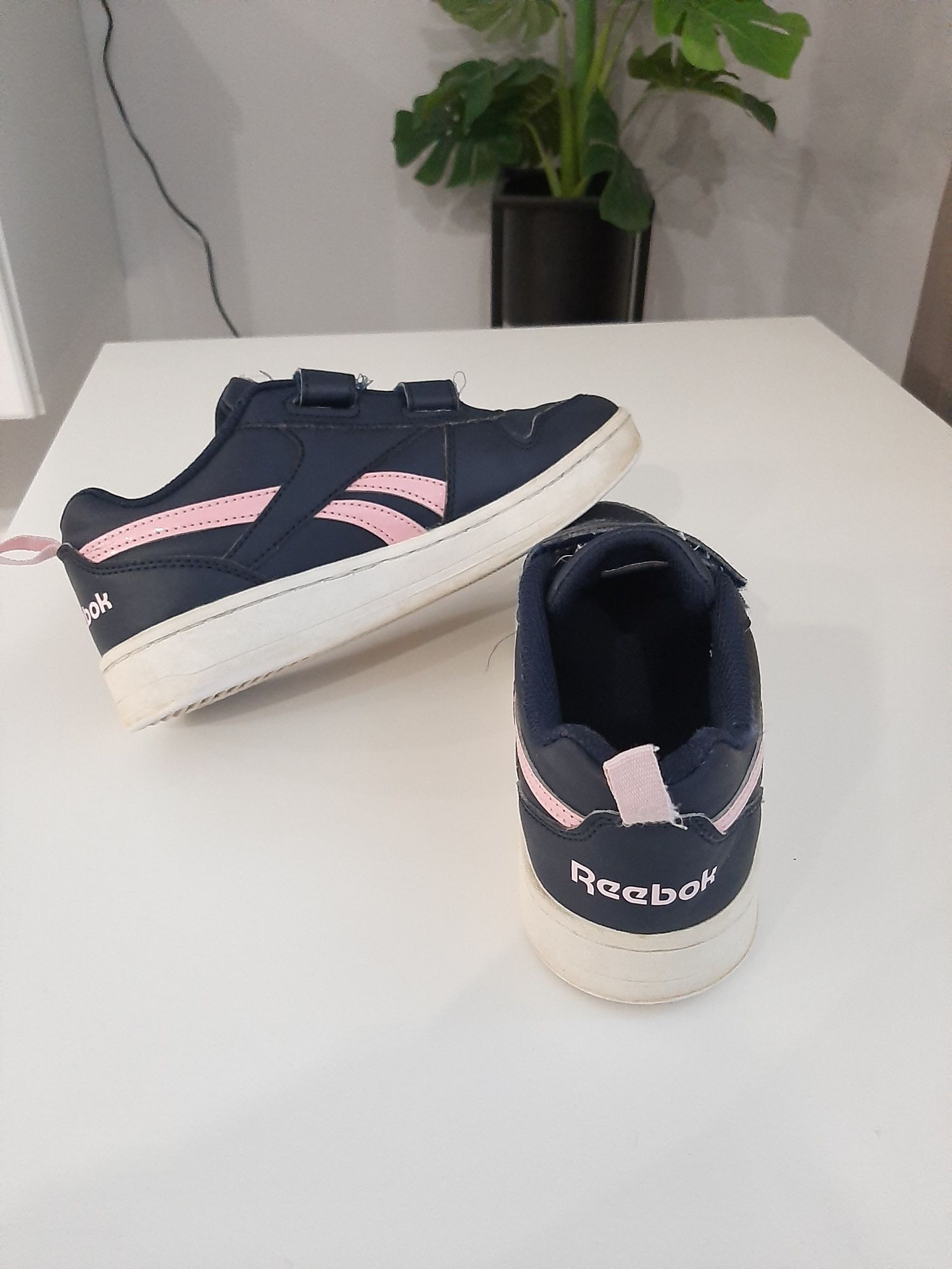 Reebok marimea 33