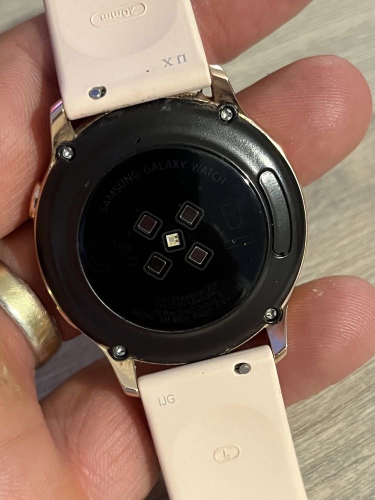 Ceas Samsung Galaxy watch defect