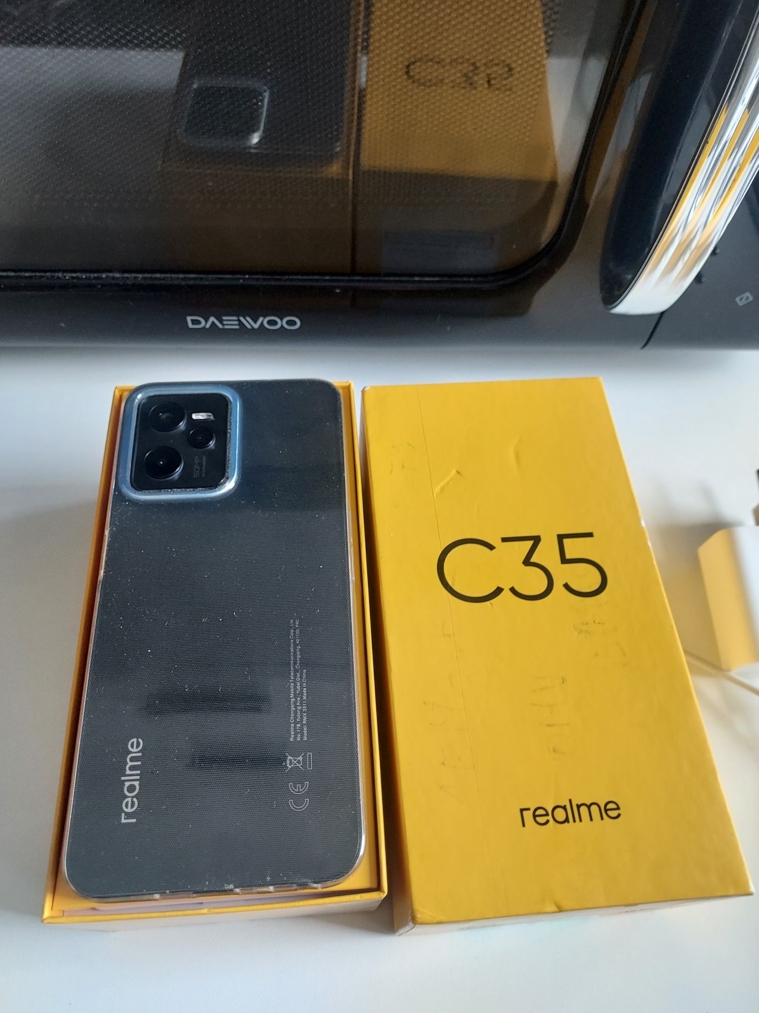 vând telefon Realme C 35,ca nou,foarte putin folosit,tinut in husa si