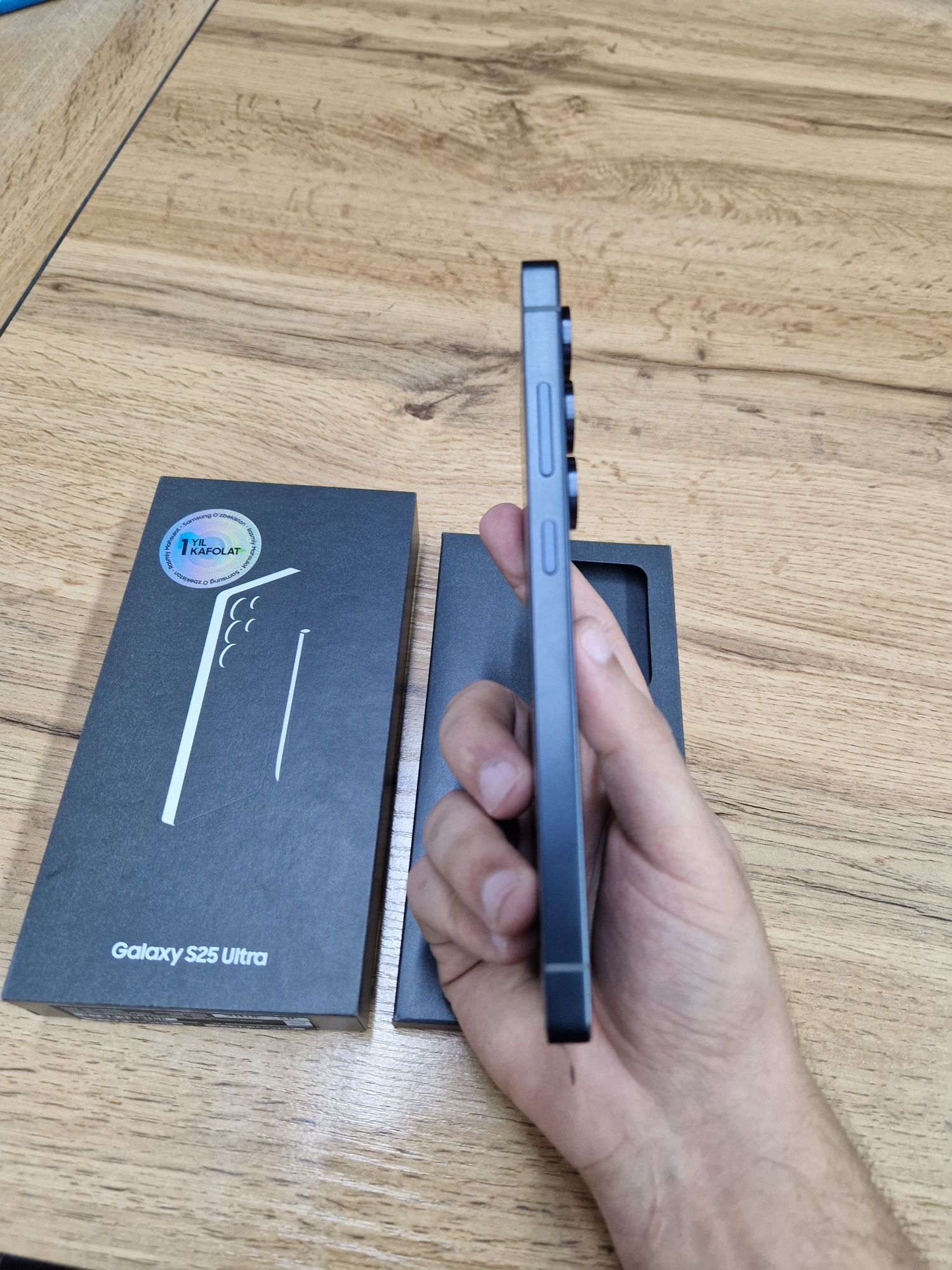 Samsung Galaxy S25 Ultra 12/256 GB Titanium Jetblack