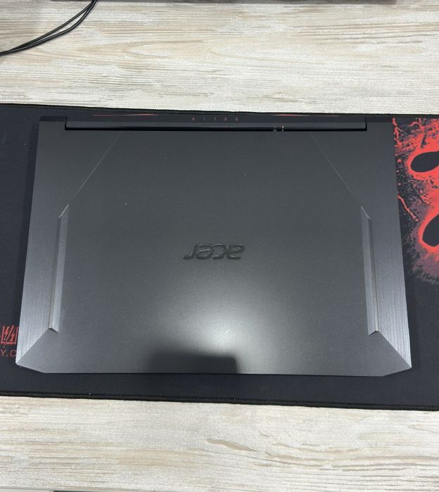 Acer nitro 5 RTX 3060 1TB