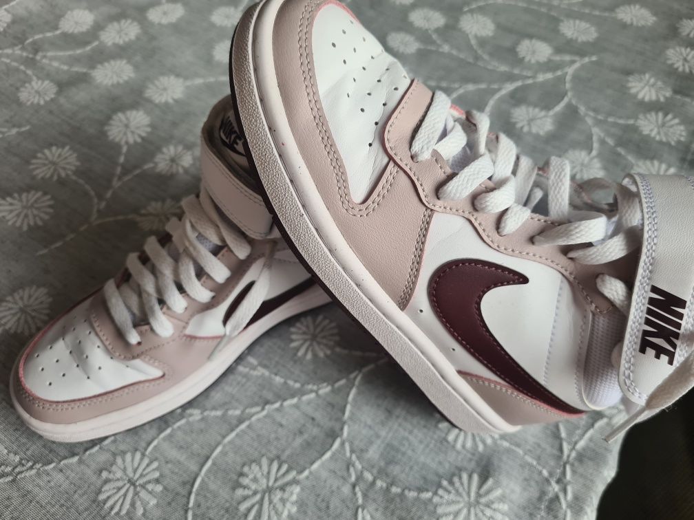 Nike Маратонки Court Borough Mid 2