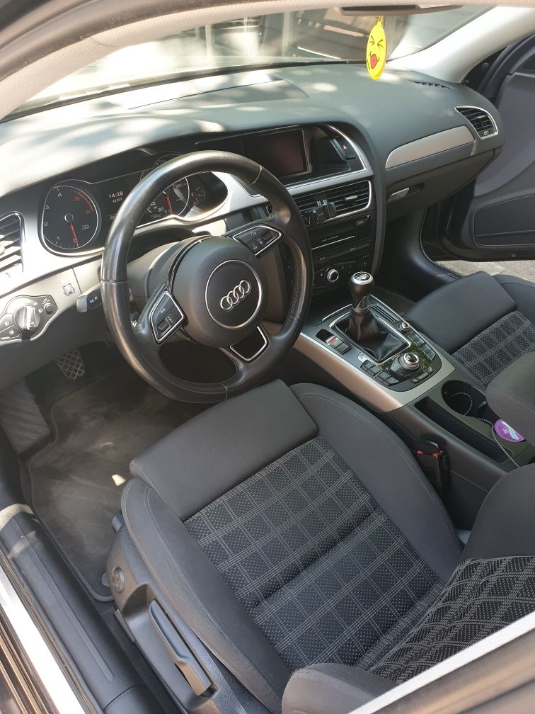 Vand Audi A4 B8 2013