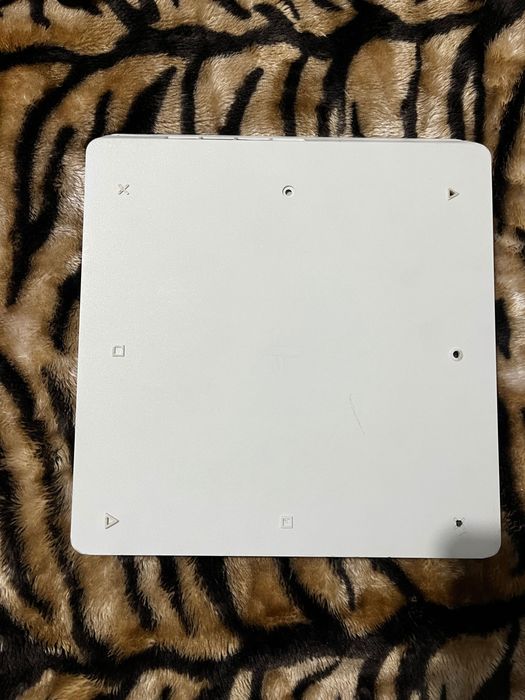 Ps4 playstation slim alb white
