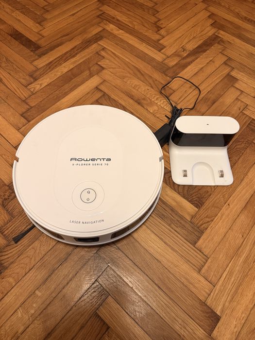 Aspirator robot ROWENTA încă în GARANȚIE!!! 800 lei Negociabil!!!