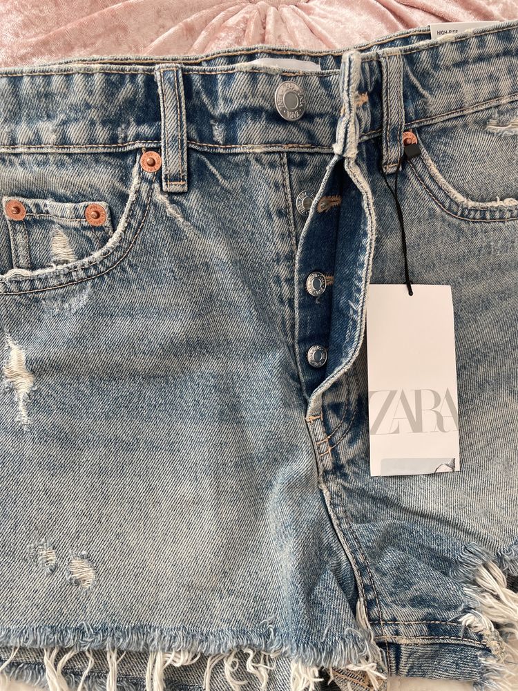 Нови дънки ZARA