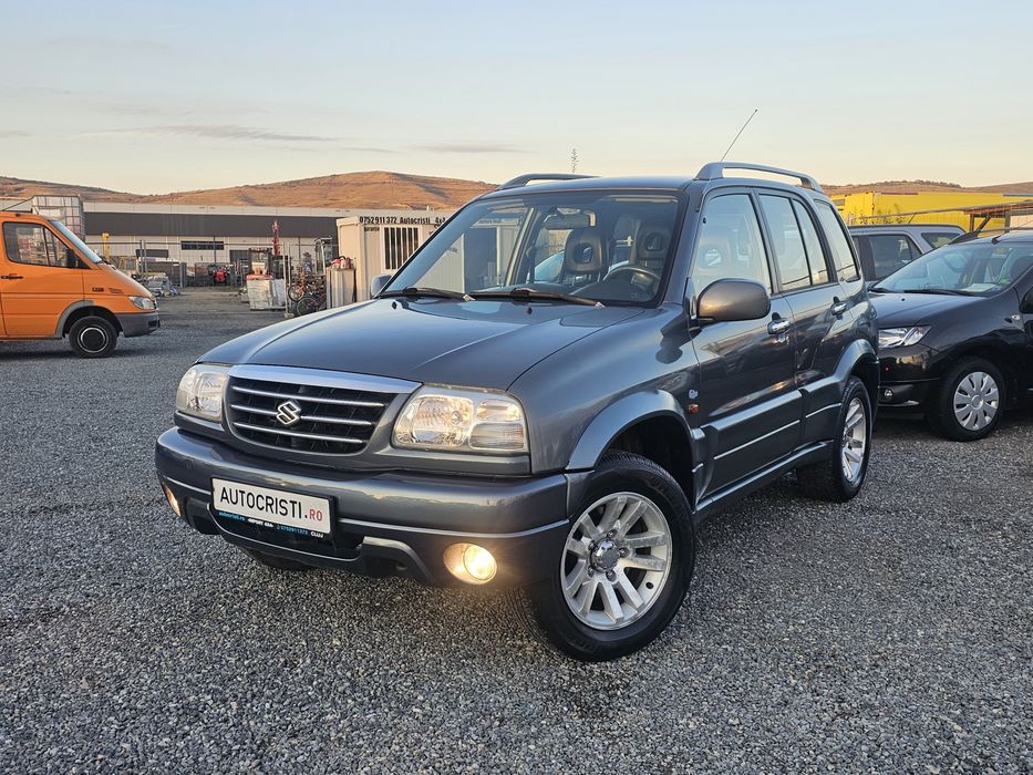 Suzuki grand vitara,2.0Benzina,4x4,Clima,Jante,Cârlig,Posibil Rate ***
