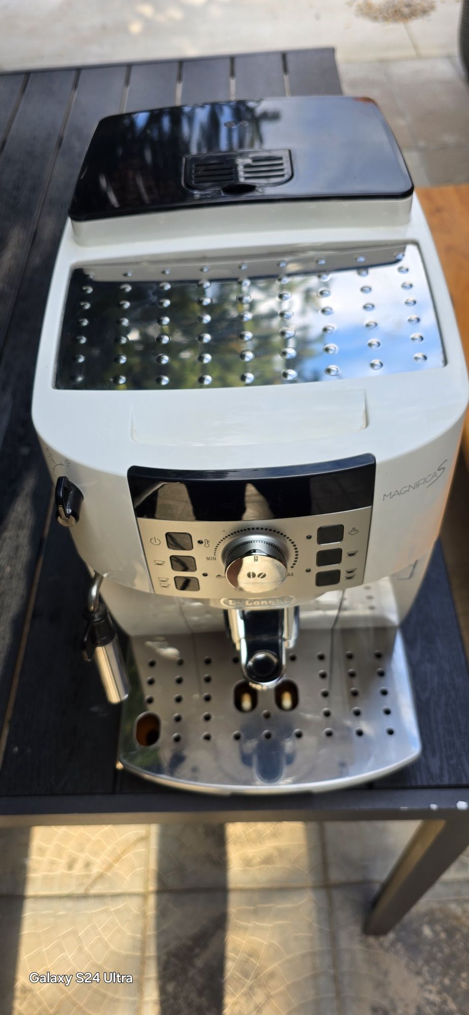 Кафе автомат Delonghi