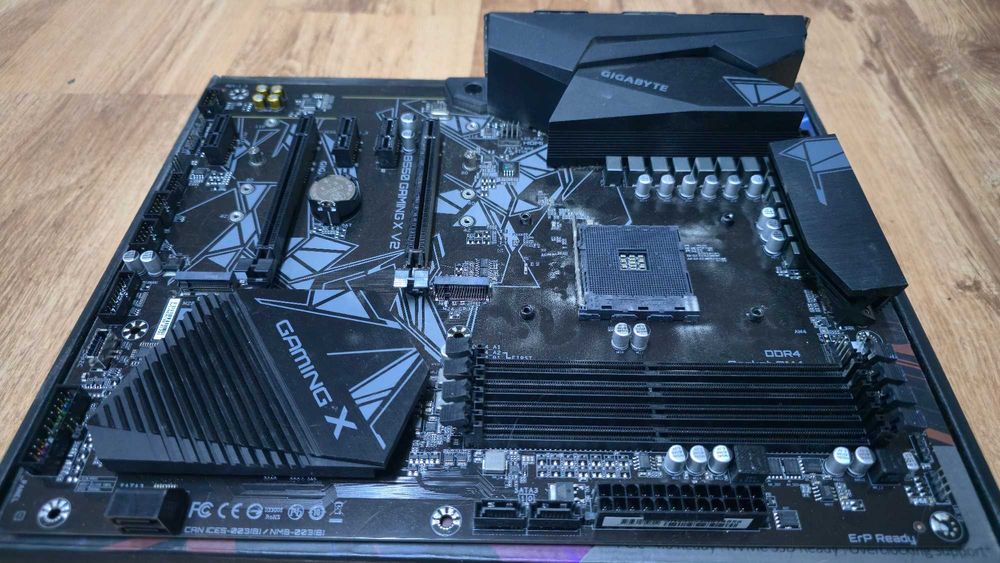 Kit Ryzen 5 5600X 2x16GB RAM (32GB) Gigabyte B550 Gaming X V2 RTX2060s