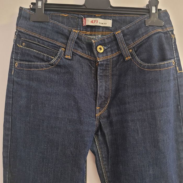 Blugi Levi's marimea 27 (asemanatori Zara, H&M)
