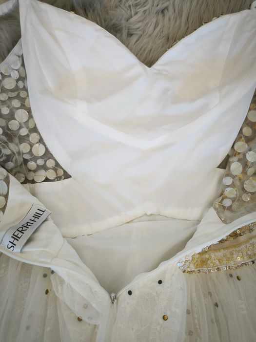 Бална рокля SHERRI HILL