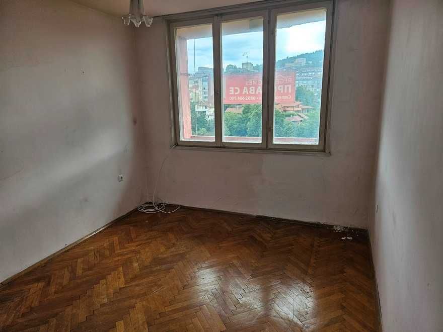 Продава се Тристаен апартамент в Габрово, Център - 85 кв.м за 565 €/кв.м - Снимка #5