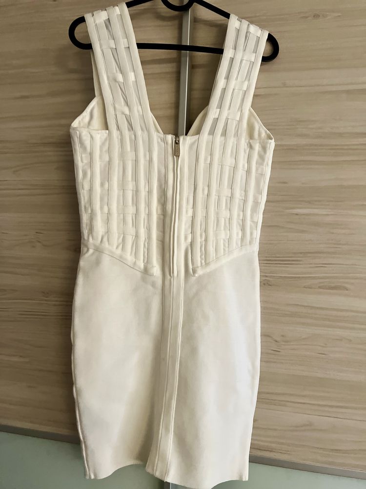 Бандажна рокля GUESS BY MARCIANO