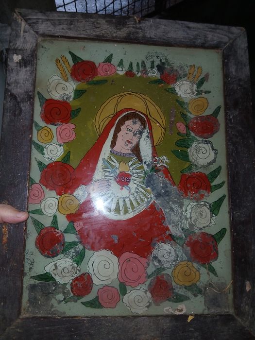 Vand 4 tablouri pictate pe sticla sunt vechi si unul lucrat manual