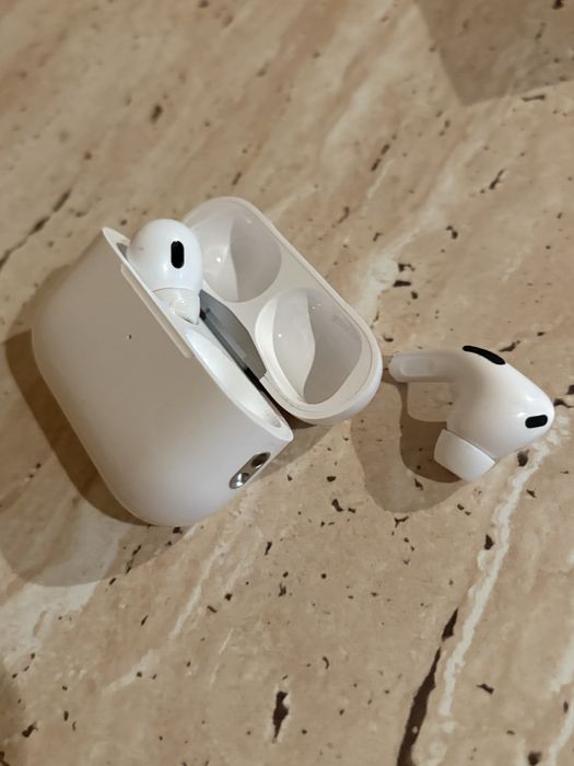 Vand urgent AirPods Pro