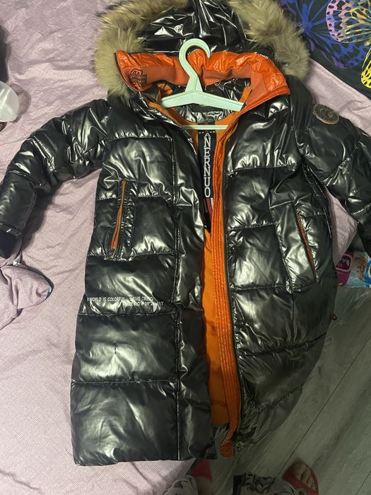Продаю детскую куртку .