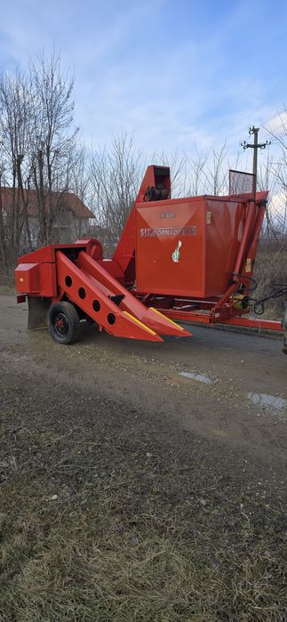 Culegatoare porumb sip tornado an 2010eol đol 40