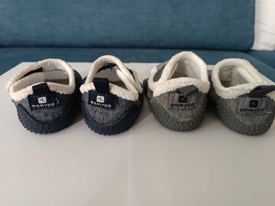 Пантофи Decathlon - сини, размер 21 и сиви, размер 22