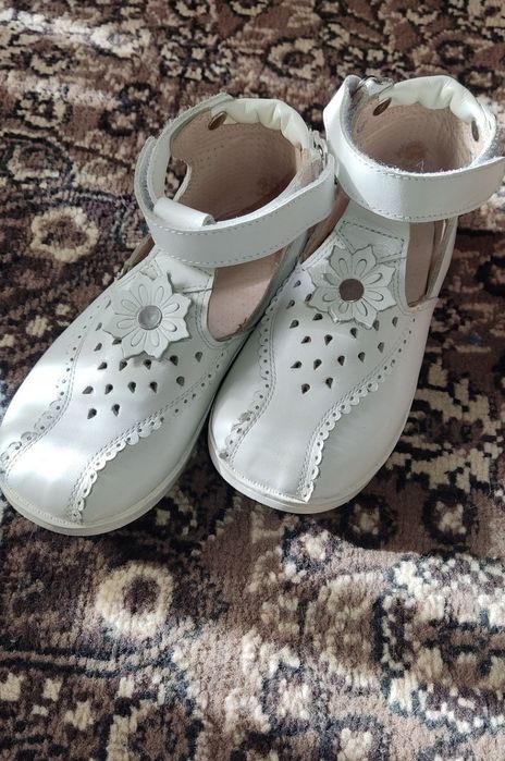 Ортопедическая обувь. Туфли для девочки 29 размер