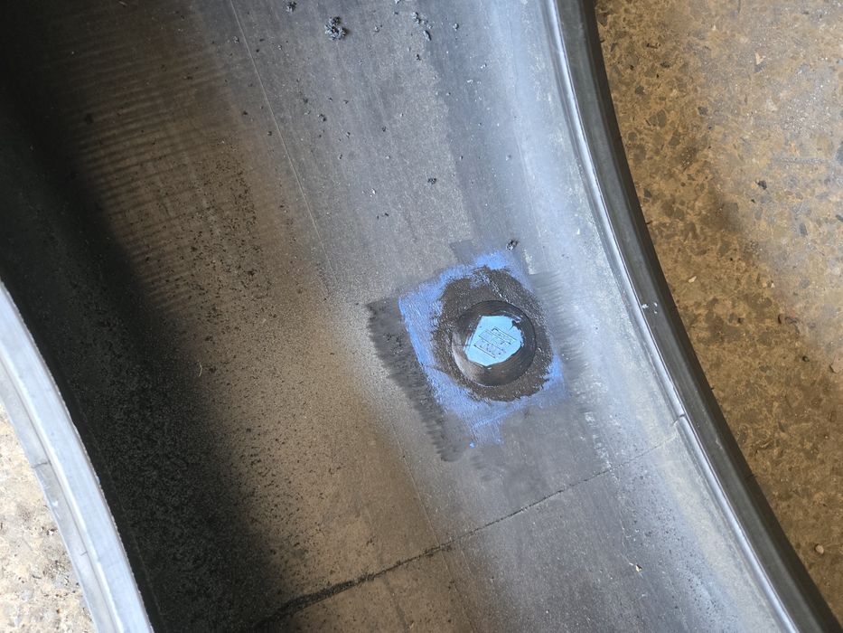 2бр. 285 40 23 Michelin летни.