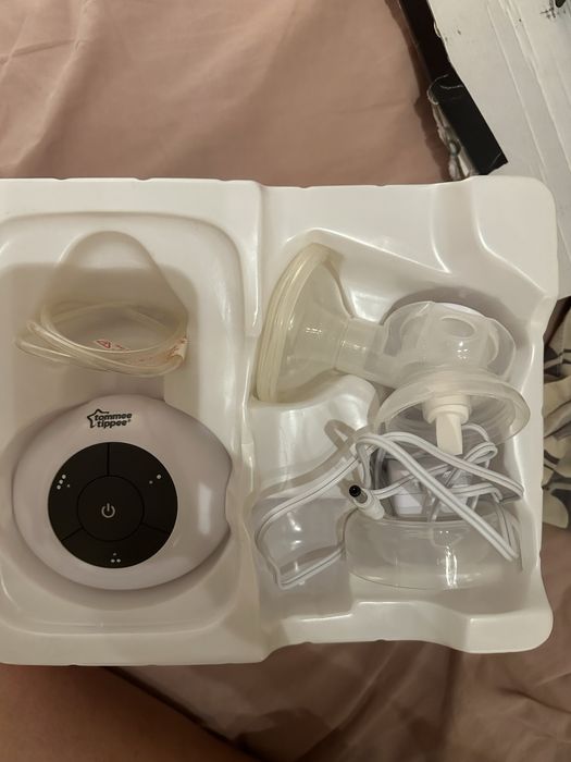 Помпа за кърма  tommee tippee