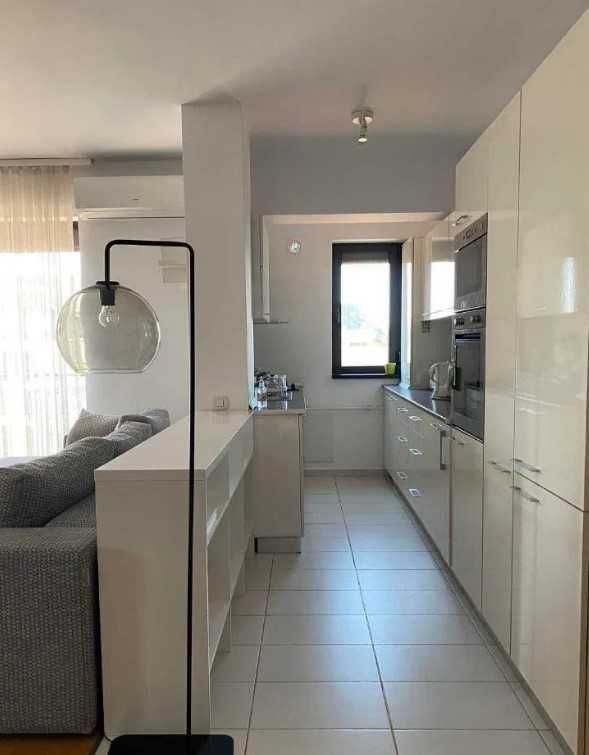 Дава се под наем Тристаен апартамент в Пловдив, Център - 78 кв.м за 214.2 € - Снимка #1